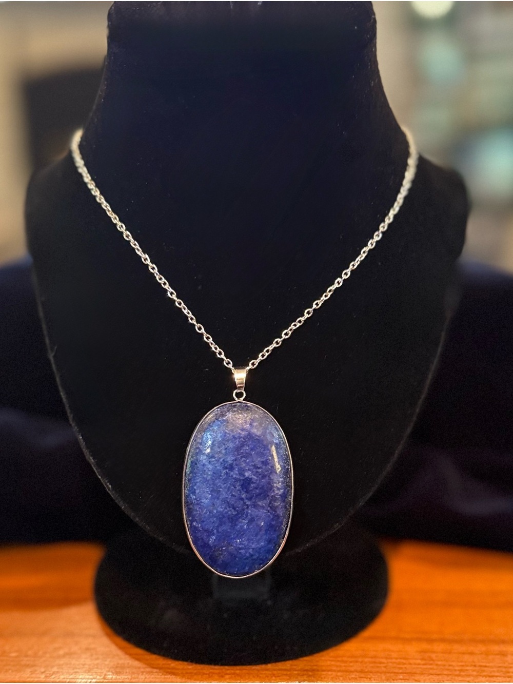 Vintage Lapis Lazuli Stone Pendant Necklace—SilverTone setting, chain, & clasp